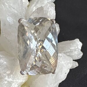 Genuine Quartz GUC ring. Checkerboard faceted genuine gemstone in 925 sterling